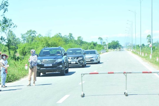 Video: 13 điểm chốt kiểm soát người ra vào cửa ngõ thành Vinh
