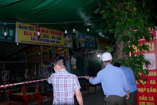 Thành phố Vinh phong tỏa hàng loạt quán bia hơi tại hồ Goong