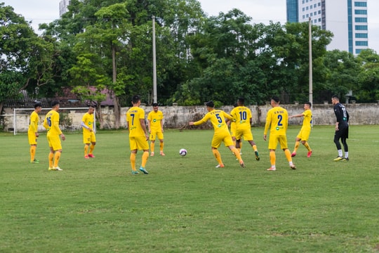  SLNA có nên dùng cầu thủ địa phương khác?