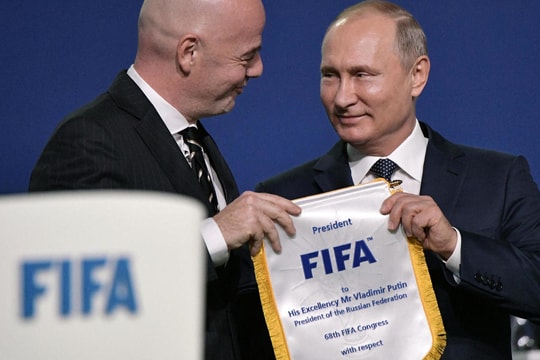 Ông Putin gặp Chủ tịch FIFA bàn việc chuẩn bị cho World Cup 