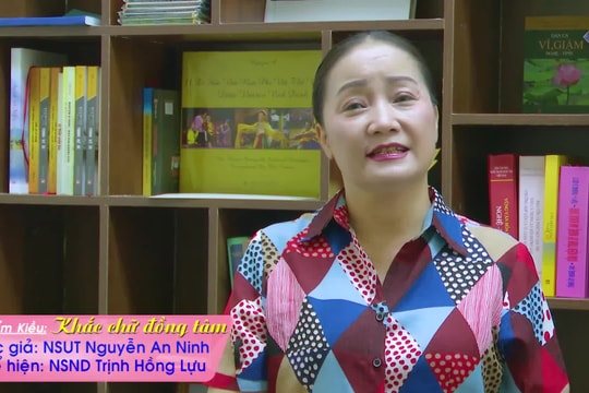 NSND Hồng Lựu hát bài xẩm chống dịch Covid-19 do chồng viết lời