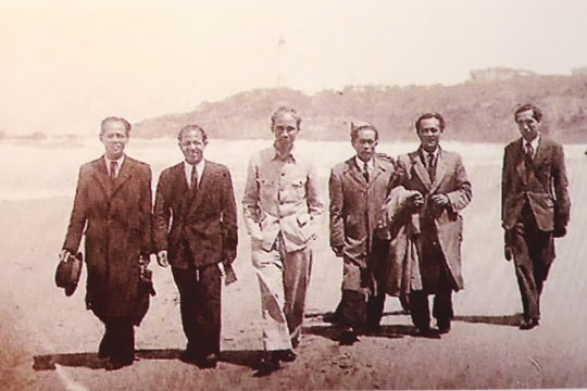 Lò gang kháng chiến của kỹ sư Việt kiều yêu nước người Nghệ