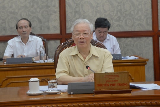 Bộ Chính trị đồng ý chủ trương hỗ trợ người lao động bị ảnh hưởng của đại dịch Covid-19