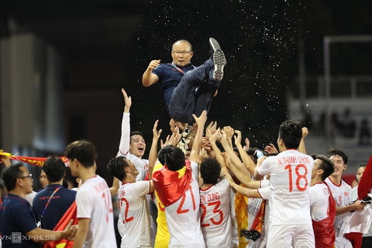 Báo Hàn Quốc khen bản lĩnh Tấn Trường; Việt Nam hưởng lợi nếu SEA Games 31 lùi lịch