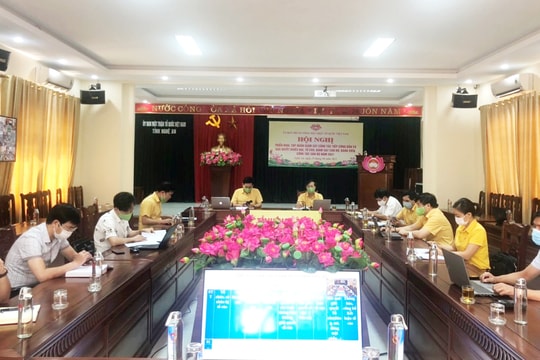 Tăng cường giám sát thực hiện tiếp công dân, giải quyết khiếu nại, tố cáo và công tác cán bộ