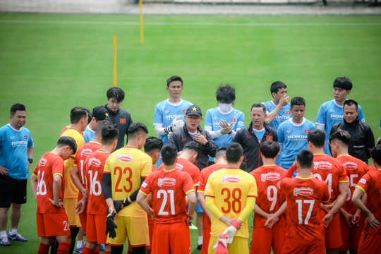 Thầy trò HLV Park Hang-seo có thể phải đá sân trung lập