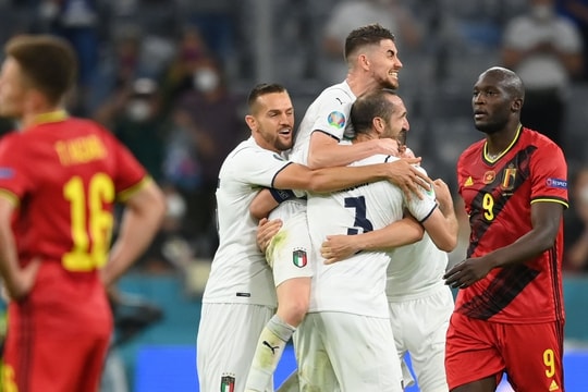 Bác sĩ Choi tạm chia tay đội tuyển Việt Nam; Italy đấu Tây Ban Nha ở bán kết Euro 2021