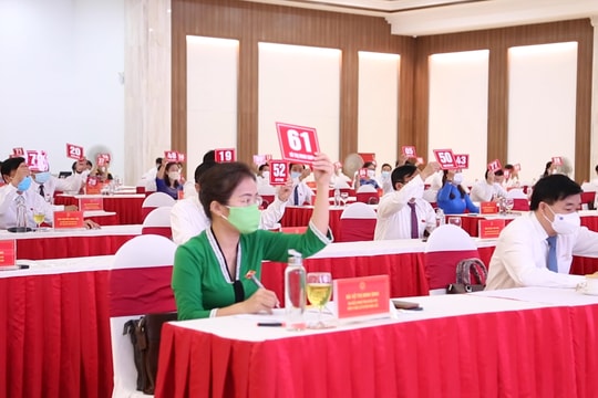 Nghệ An bầu các chức danh lãnh đạo chủ chốt nhiệm kỳ 2021 - 2026