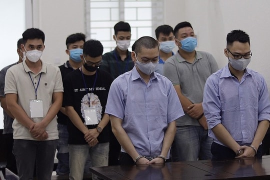 Ba cựu công an lĩnh án tù vì bắt 'quái xế' trái luật