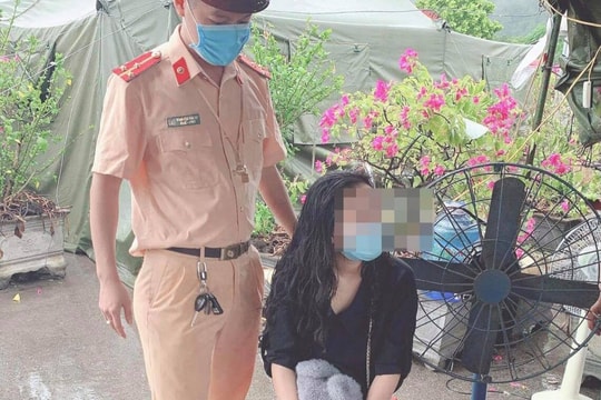 Tổ công tác kiểm soát dịch Covid-19 ngăn chặn 1 phụ nữ định nhảy cầu tự tử