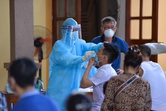 Nghệ An thắt chặt thêm một bước việc kiểm soát người ra vào các bệnh viện 