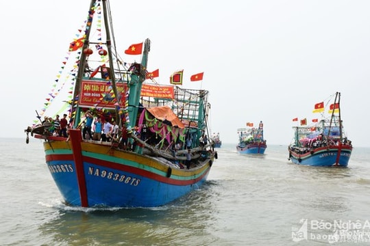 94% ngư dân Nghệ An chủ động lắp thiết bị giám sát hành trình cho tàu cá