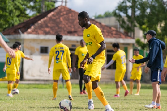 Từ Euro 2020 ngẫm về chiến thuật của SLNA