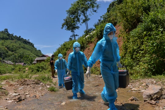 Toàn cảnh bản Chăm Puông sau khi có ca nhiễm Covid-19 đầu tiên