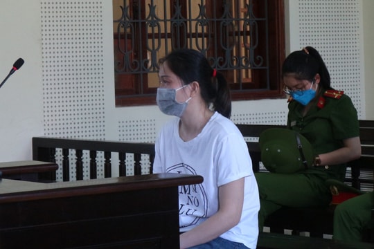 Hành trình 15 năm trốn nã của 'nữ quái' sau khi cùng cha buôn ma túy