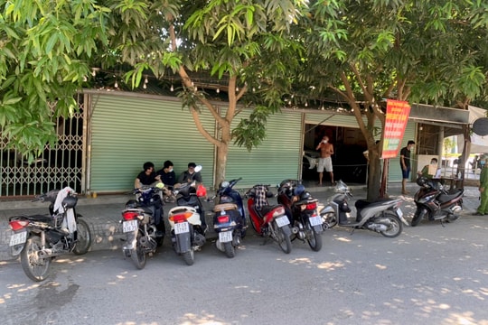 Xử phạt quán cà phê tại TP.Vinh đón hơn 30 người uống tại chỗ