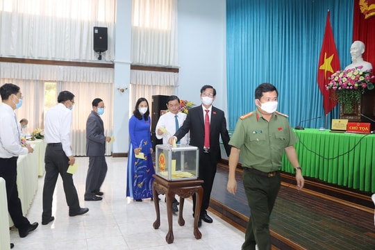 Thủ tướng Chính phủ phê chuẩn nhân sự cấp cao của 9 tỉnh, thành phố