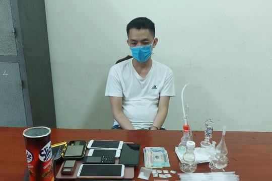 Bắt Kỷ 'Duy' - tay bán lẻ ma túy nhức nhối ở thị trấn huyện lúa