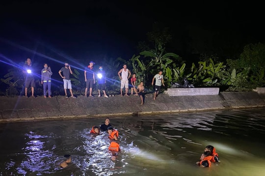 Hai chị em họ tắm sông bị đuối nước thương tâm