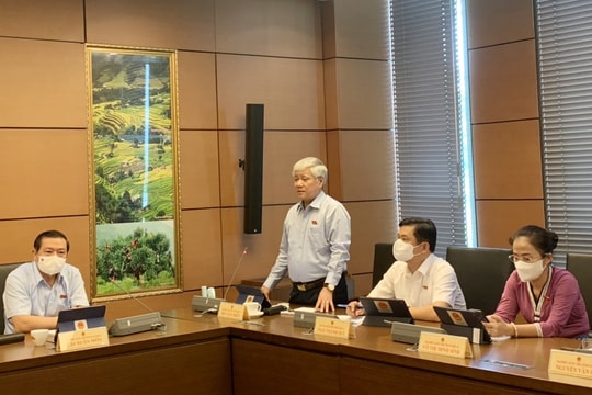 Đoàn ĐBQH tỉnh Nghệ An: Tăng cường kiểm tra, giám sát việc thực hành tiết kiệm, chống lãng phí