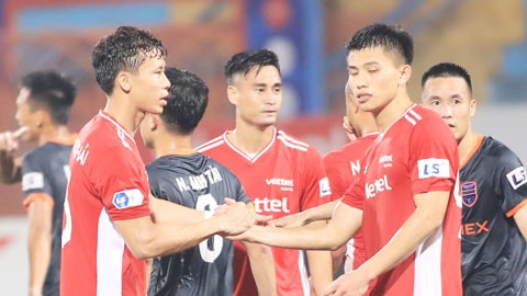Nhiều CLB dang dở nếu giải bị hủy; Dừng V.League, trao cúp cho HAGL có hợp lý?