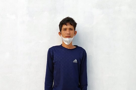 Bắt đối tượng bán lẻ ma túy gây rối trật tự thôn xóm