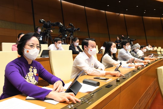 Quốc hội yêu cầu tập trung nguồn lực để thực hiện cải cách tiền lương từ ngày 1/7/2022