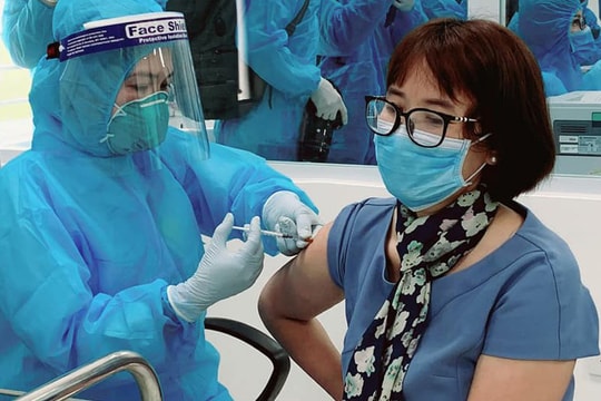 Nghệ An triển khai kế hoạch tiêm vắc-xin Covid-19 trên diện rộng