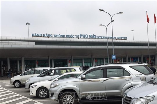 Khởi tố, bắt tạm giam 2 lãnh đạo Cảng hàng không quốc tế Phú Bài