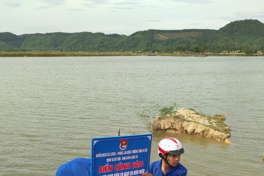 Nghệ An: Xót xa nữ sinh lớp 10 tử vong dưới đập nước