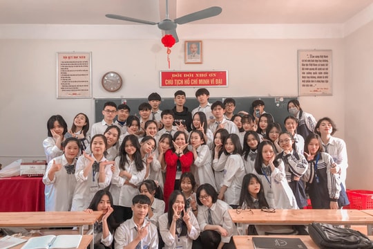 Lớp học trường làng ở Nghệ An có 37 em đạt trên 26 điểm thi THPT quốc gia