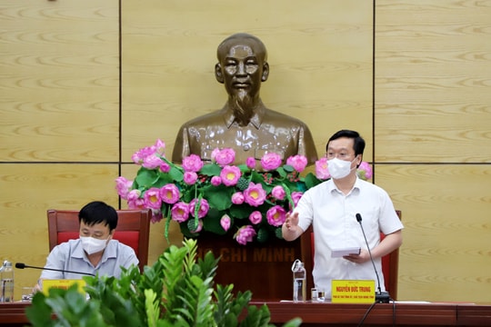 Chiều 3/8, chuyến bay chở hơn 230 công dân từ TP. Hồ Chí Minh về đến Nghệ An 