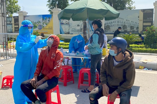 Người tự ý về từ vùng dịch phải chịu mọi chi phí cách ly, xét nghiệm 