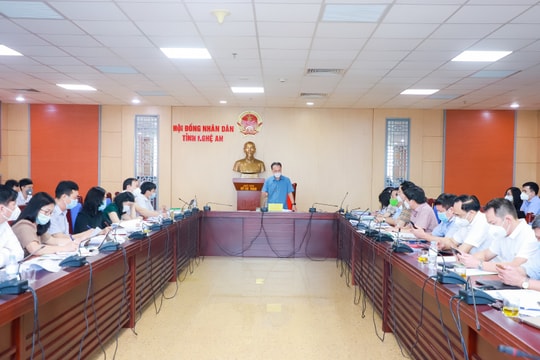 Thường trực HĐND tỉnh Nghệ An đề nghị tiếp tục tập trung triển khai hiệu quả 'mục tiêu kép'