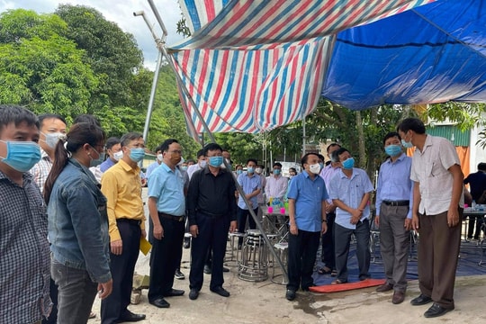 Lãnh đạo tỉnh thăm hỏi chia buồn cùng gia đình cán bộ y tế bị nạn ở Kỳ Sơn