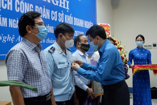 Từ Nghị quyết xây dựng tổ chức công đoàn vững mạnh