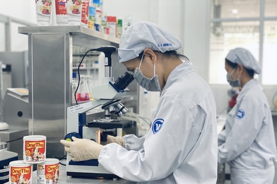 Vì sao Vinamilk là thương hiệu sữa được chọn mua nhiều nhất trong 10 năm liên tiếp?