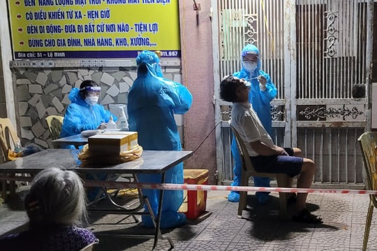 Phong tỏa nơi ở của bệnh nhân nhiễm Covid - 19 mới tại phường Quán Bàu 