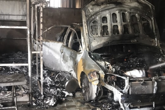 Cháy nhà dân tại thành phố Vinh