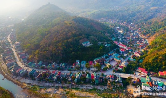 Nghệ An kiến nghị đầu tư hạ tầng, phát triển kinh tế khu vực biên giới