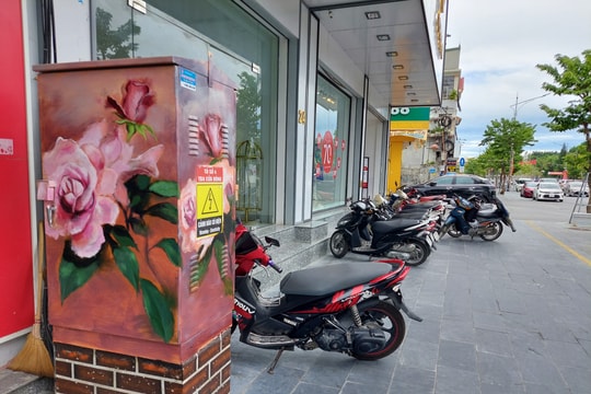 Biến các tủ điện ở đường phố Vinh thành tác phẩm nghệ thuật