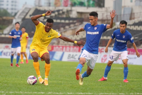 Tiền đạo Peter Onyekachi nói lời chia tay CLB SLNA