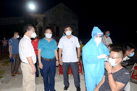 Giãn cách xã hội theo Chỉ thị 15 toàn bộ huyện Diễn Châu từ 12h ngày 19/8