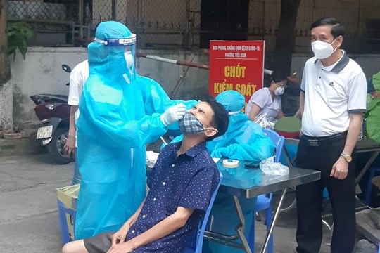 Nghệ An kêu gọi các đơn vị, địa phương chủ động test nhanh Covid-19 cho các đối tượng nguy cơ