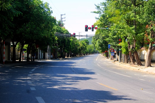 Người dân TP Vinh chấp hành nghiêm yêu cầu 'ai ở đâu ở yên đó'