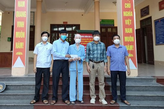 Nhiều hoạt động quyên góp, ủng hộ lực lượng phòng, chống dịch Covid-19 trong tỉnh 