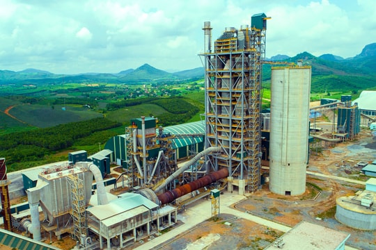 Công nghiệp Nghệ An nỗ lực về đích đúng kịch bản