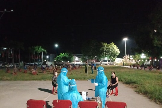 Nghệ An: Hai lãnh đạo xã bị kỷ luật vì cặp vợ chồng trốn cách ly tại nhà để đi chợ