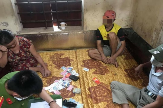 Nghệ An: Đề xuất phạt 135 triệu đồng 9 trường hợp đánh bạc trong mùa dịch