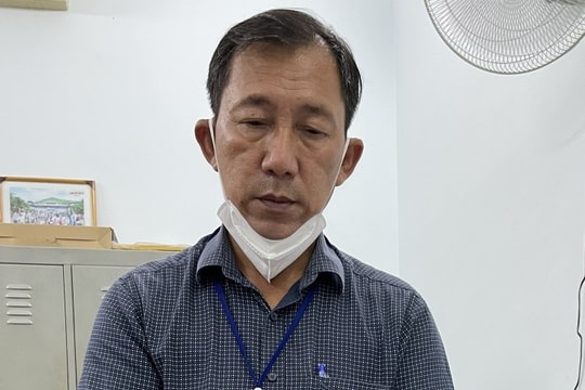 Bắt tạm giam cán bộ thêm tên người thân vào danh sách nhận hỗ trợ dịch Covid-19